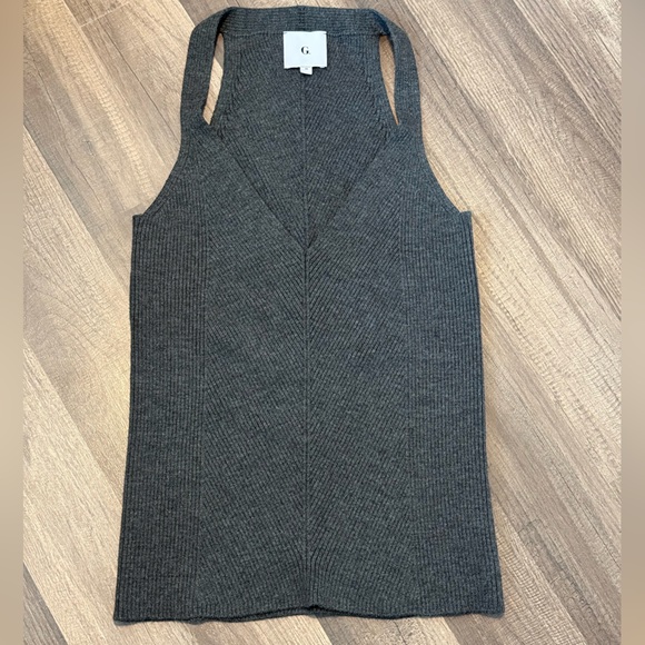 Gray Ribbed Tank Top - Picture 2 of 6